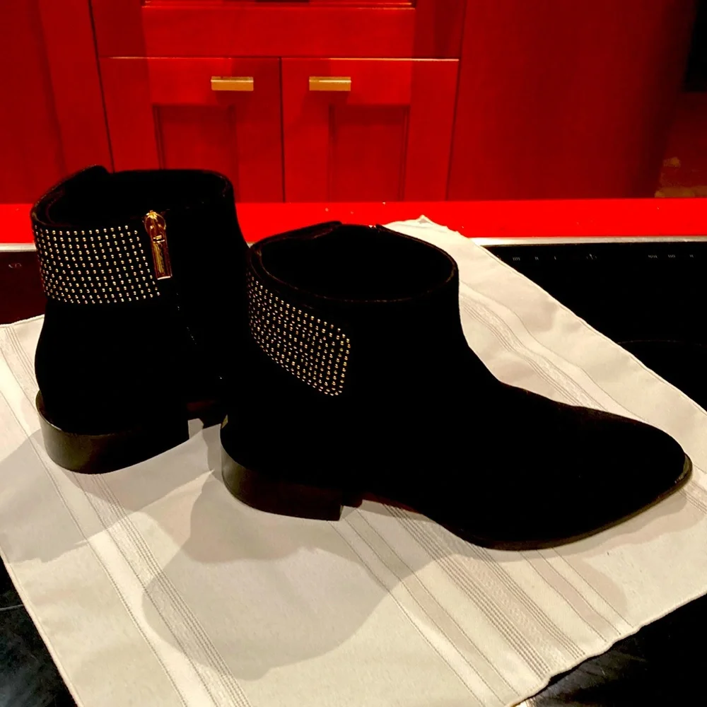 Black suede boots - Picture 1 of 4